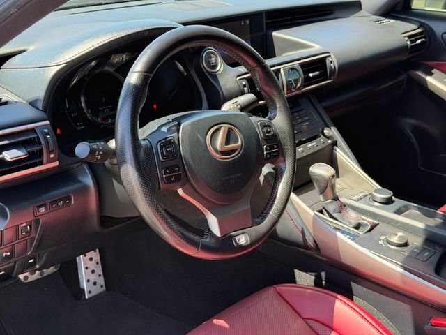 Used 2020 Lexus IS 300 F Sport w/ F Sport Package RWD image 10
