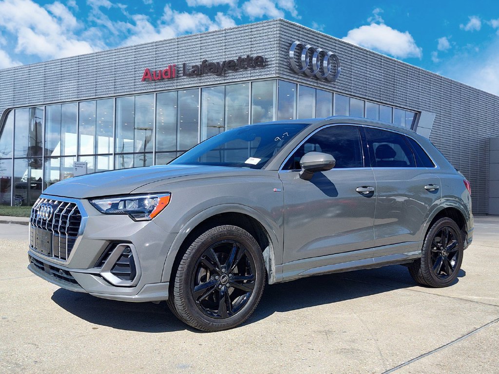 Used 2021 Audi Q3 2.0T Premium w/ Convenience Package AWD/4WD image 1