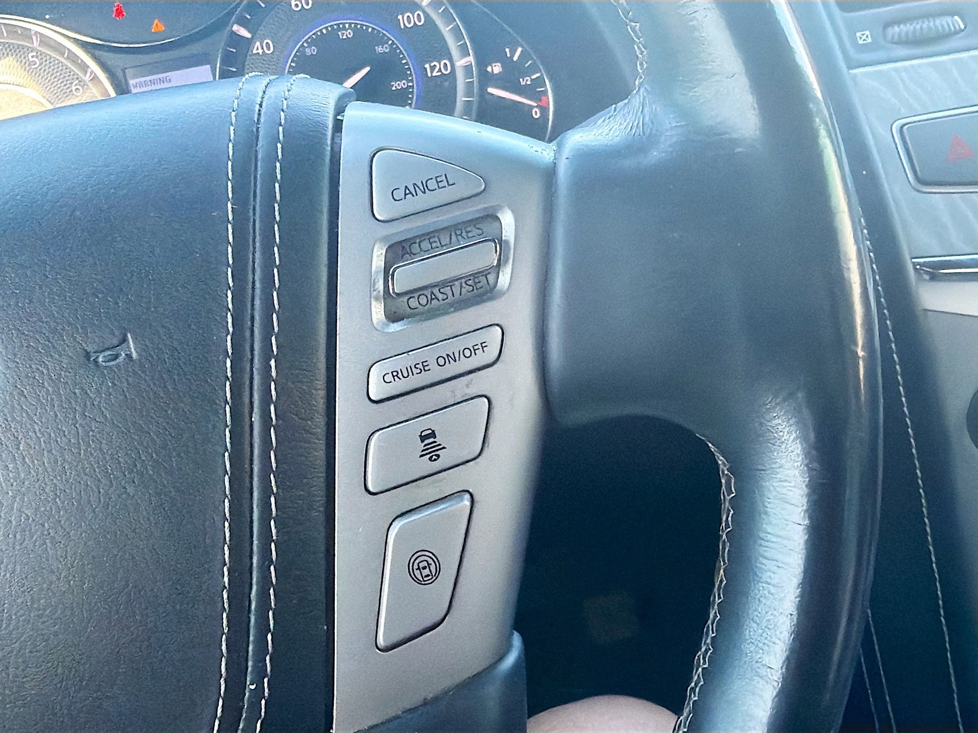 Used 2019 INFINITI QX80 Limited image 39