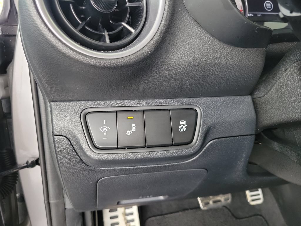 Certified 2023 Kia Forte GT-Line FWD image 23