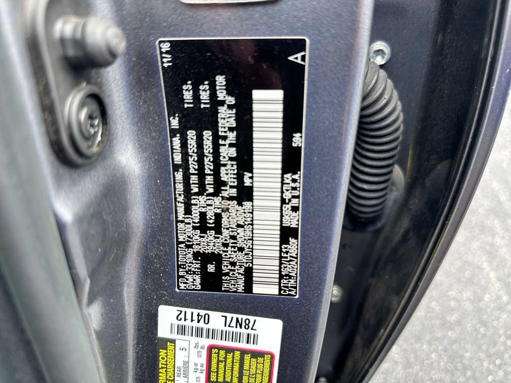 Used 2017 Toyota Sequoia Limited AWD/4WD image 30