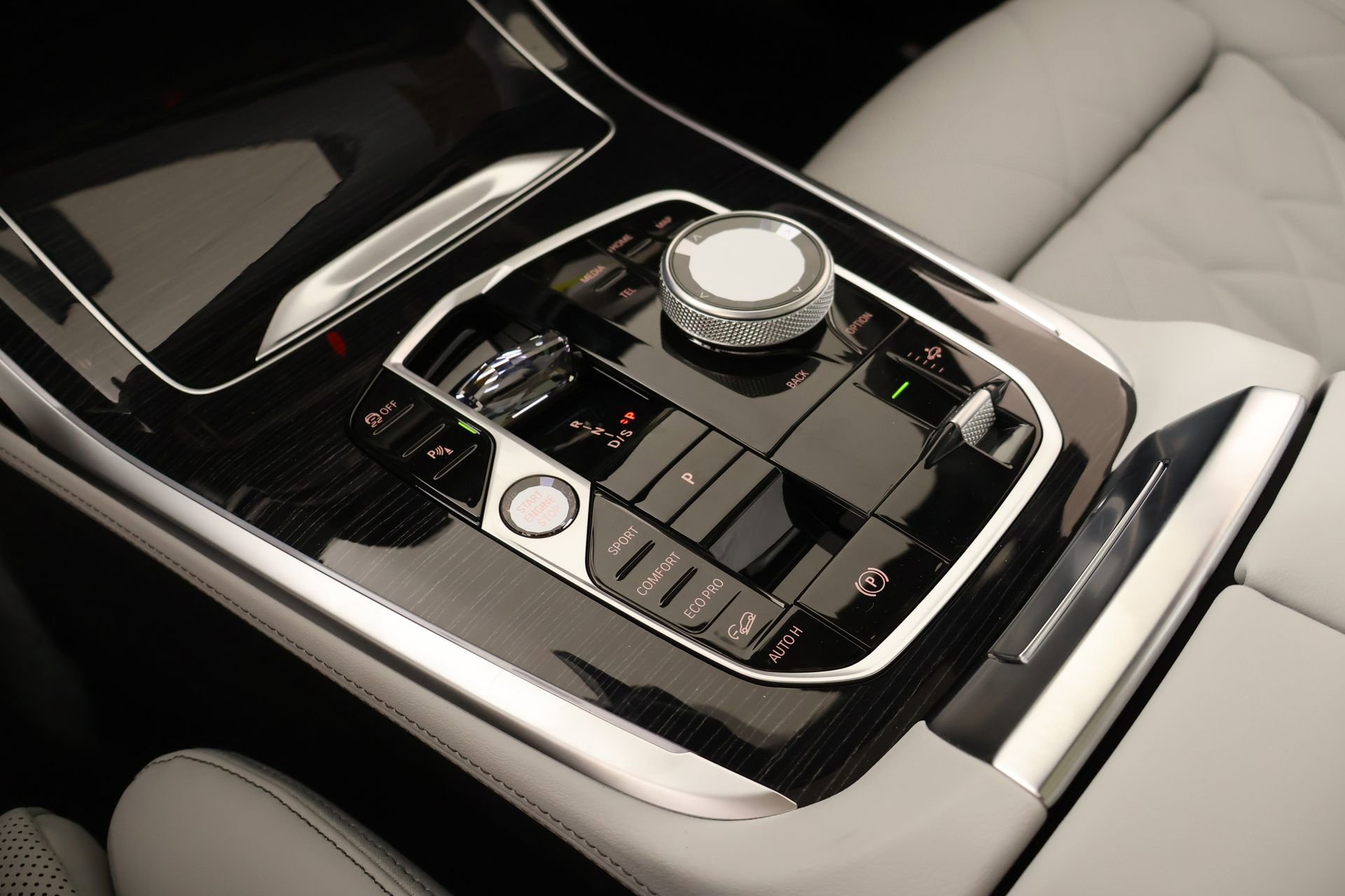 New 2026 BMW X7 xDrive40i w/ M Sport Package image 8