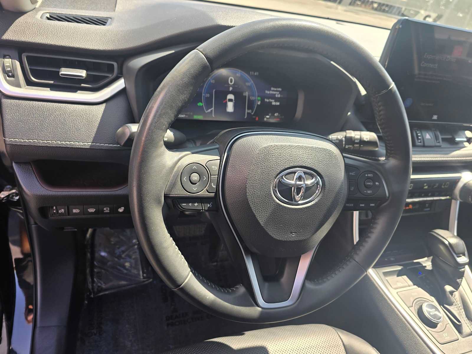 Used 2023 Toyota RAV4 Limited AWD/4WD image 25