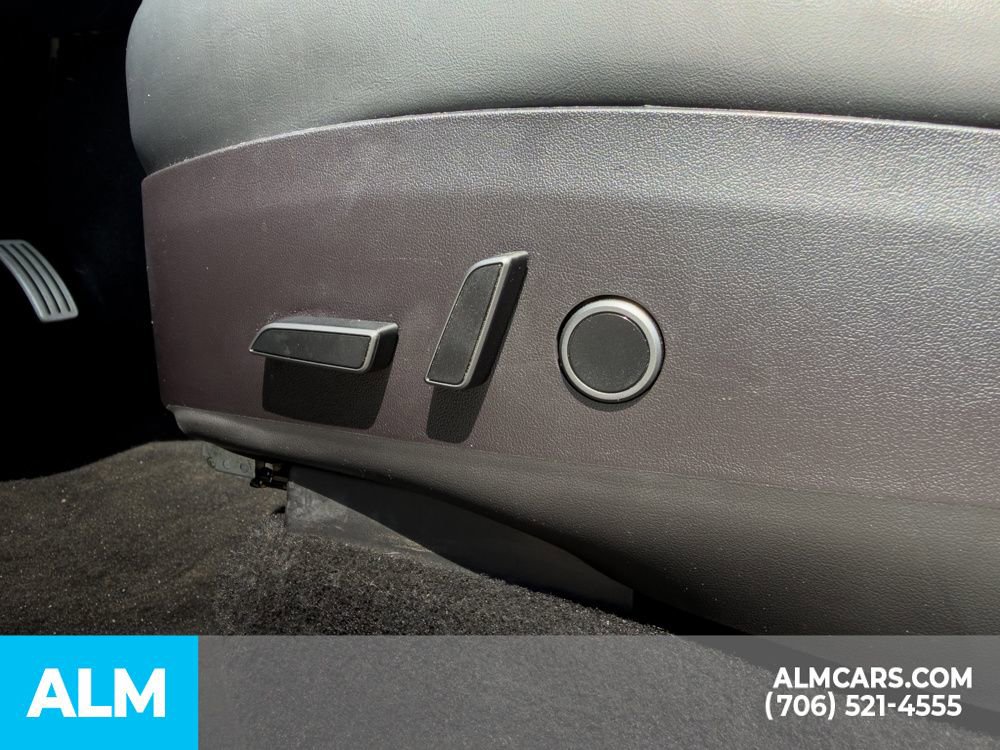 Used 2021 Tesla Model Y Performance image 12