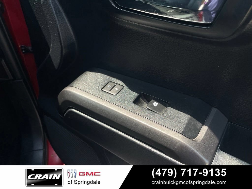 Used 2018 Toyota Tacoma TRD Sport w/ TRD Premium Sport Package AWD/4WD image 28