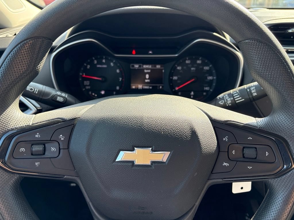 Used 2023 Chevrolet TrailBlazer LS AWD/4WD image 18