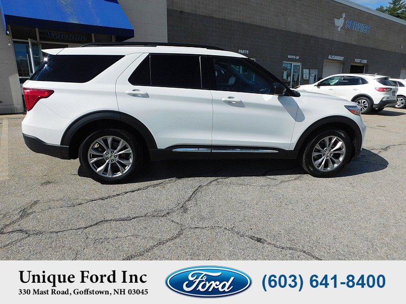 Used 2023 Ford Explorer XLT w/ Equipment Group 202A AWD/4WD image 9