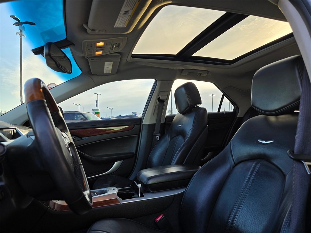 Used 2010 Cadillac CTS Premium image 13
