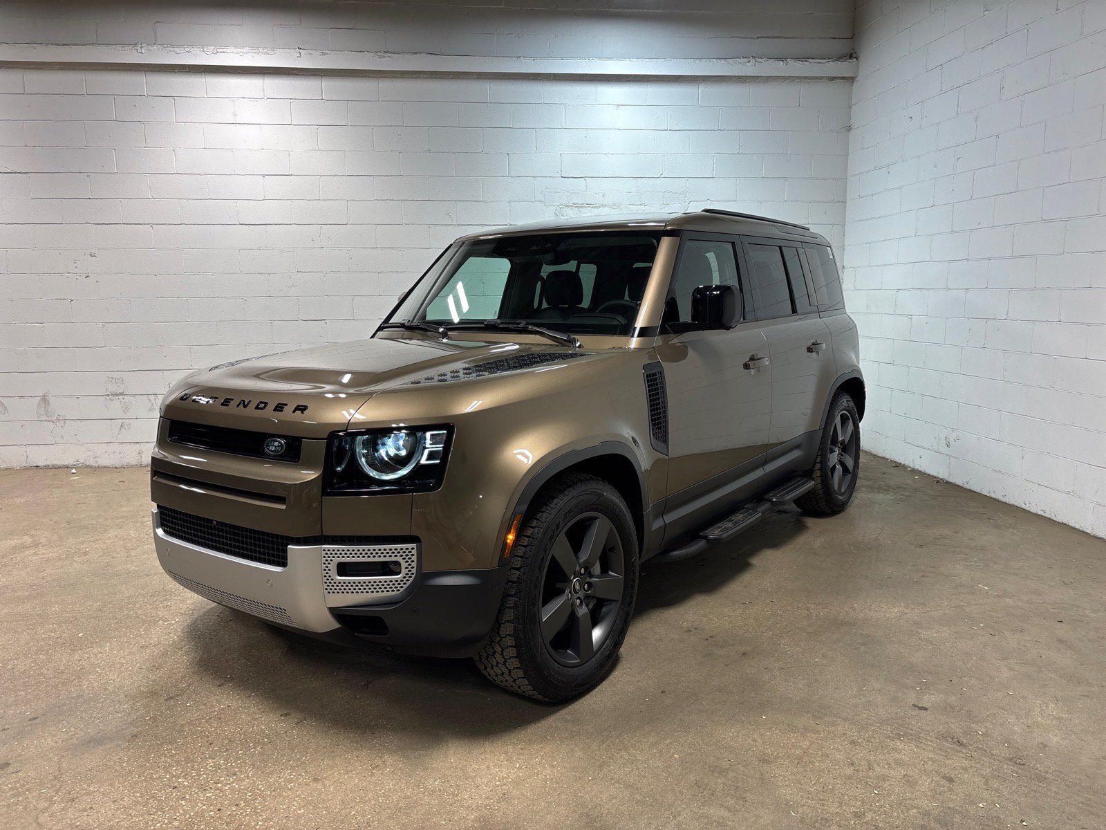 New 2025 Land Rover Defender 110 S