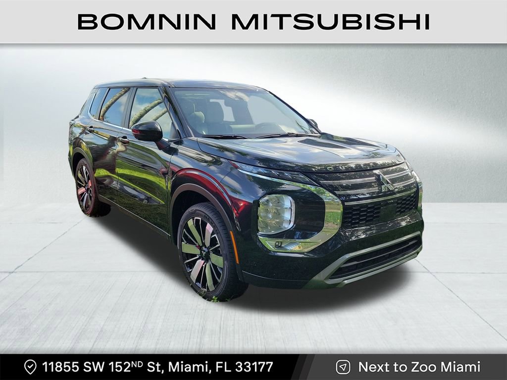 New 2025 Mitsubishi Outlander SE image 1