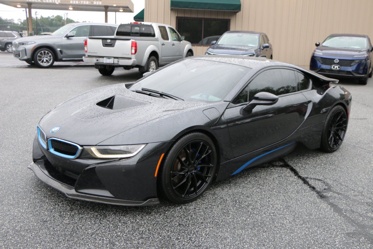 Used 2016 BMW i8 AWD/4WD image 1