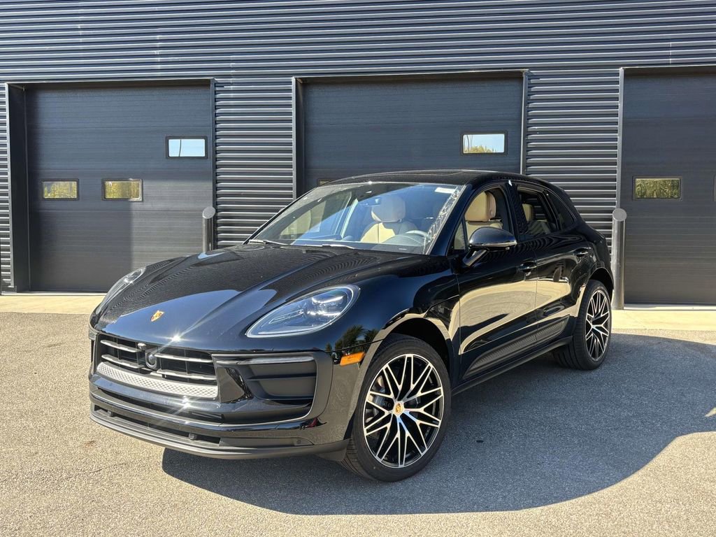 New 2026 Porsche Macan image 6