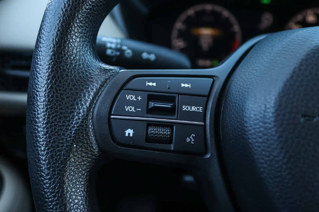 Used 2023 Honda HR-V LX image 23