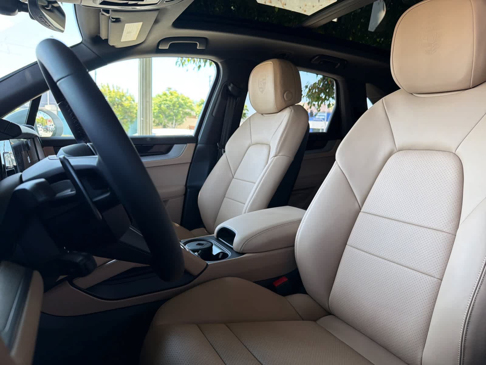 New 2026 Porsche Cayenne AWD/4WD image 5