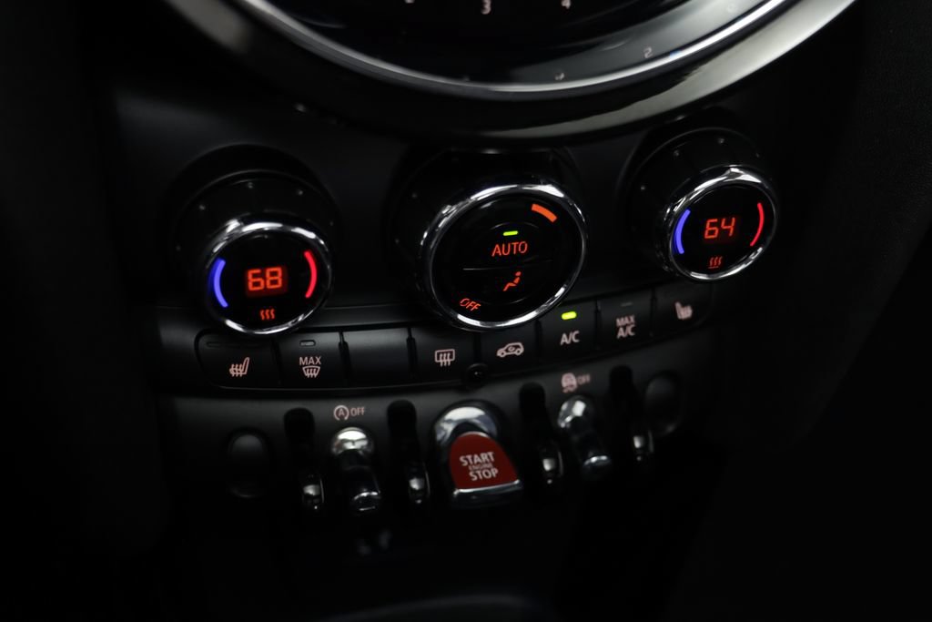 Certified 2024 MINI Cooper 2-Door Hardtop FWD image 11