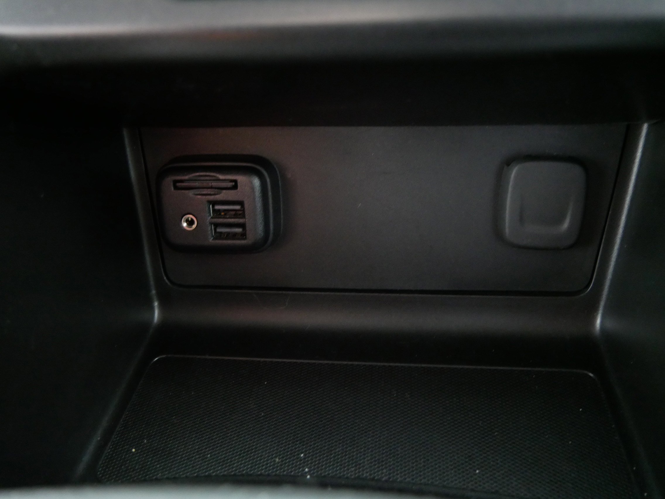 Used 2019 Chevrolet Colorado ZR2 w/ ZR2 Midnight Special Edition image 32