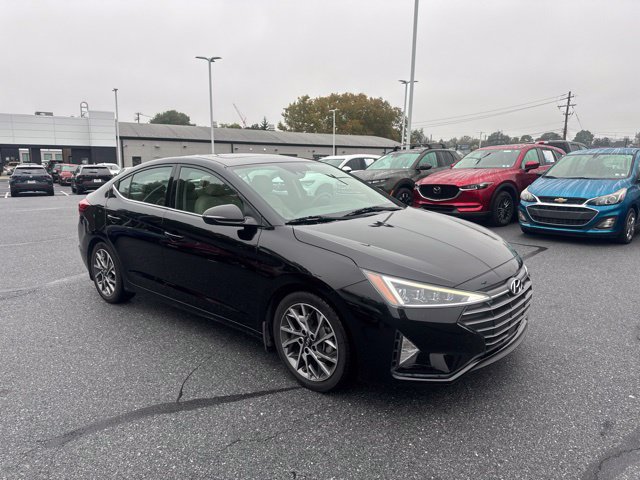 Used 2019 Hyundai Elantra Limited w/ Ultimate Package 02 FWD image 3