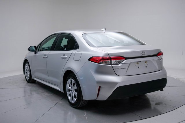Certified 2024 Toyota Corolla LE image 3
