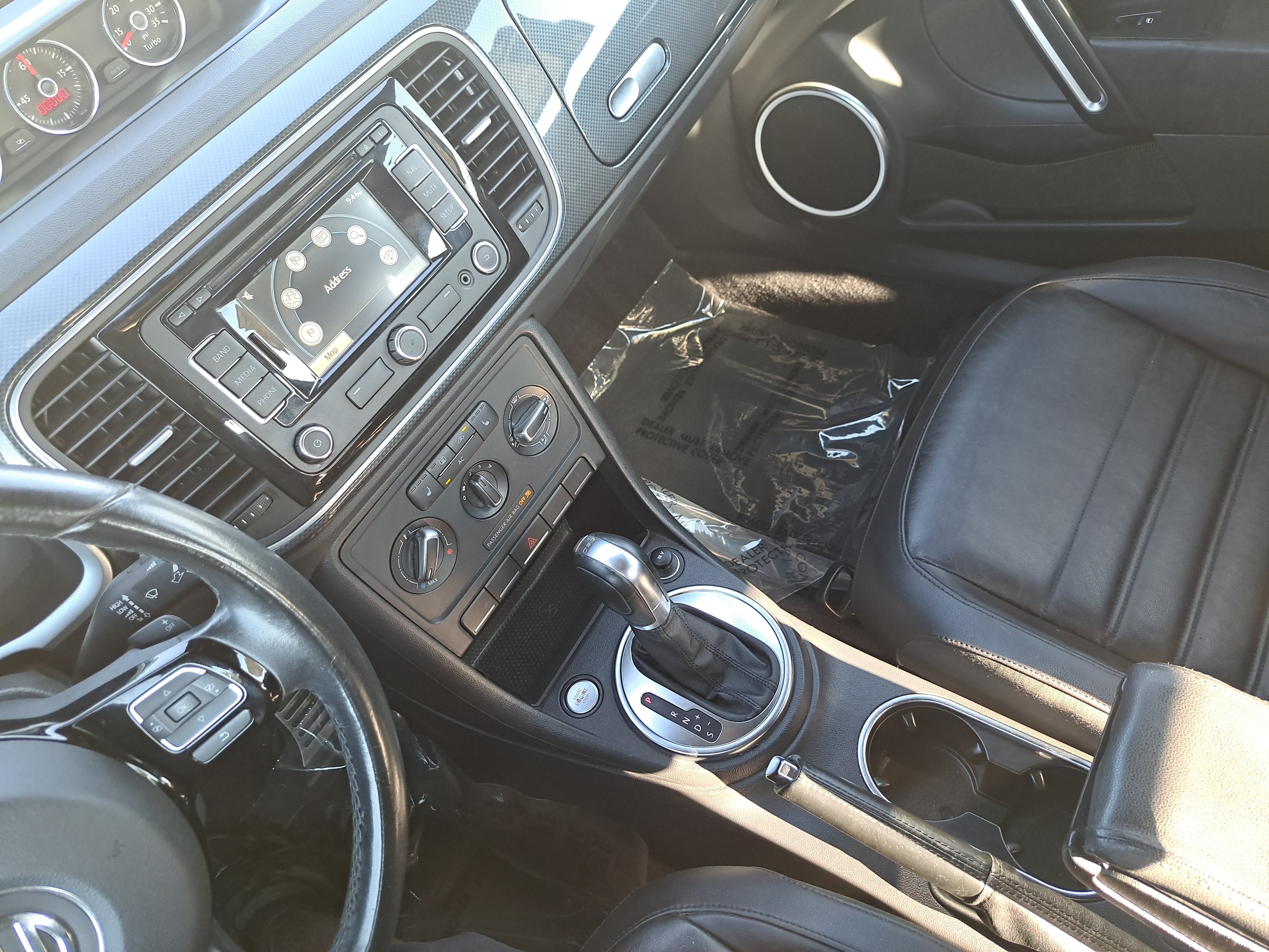Used 2012 Volkswagen Beetle 2.0T FWD image 23