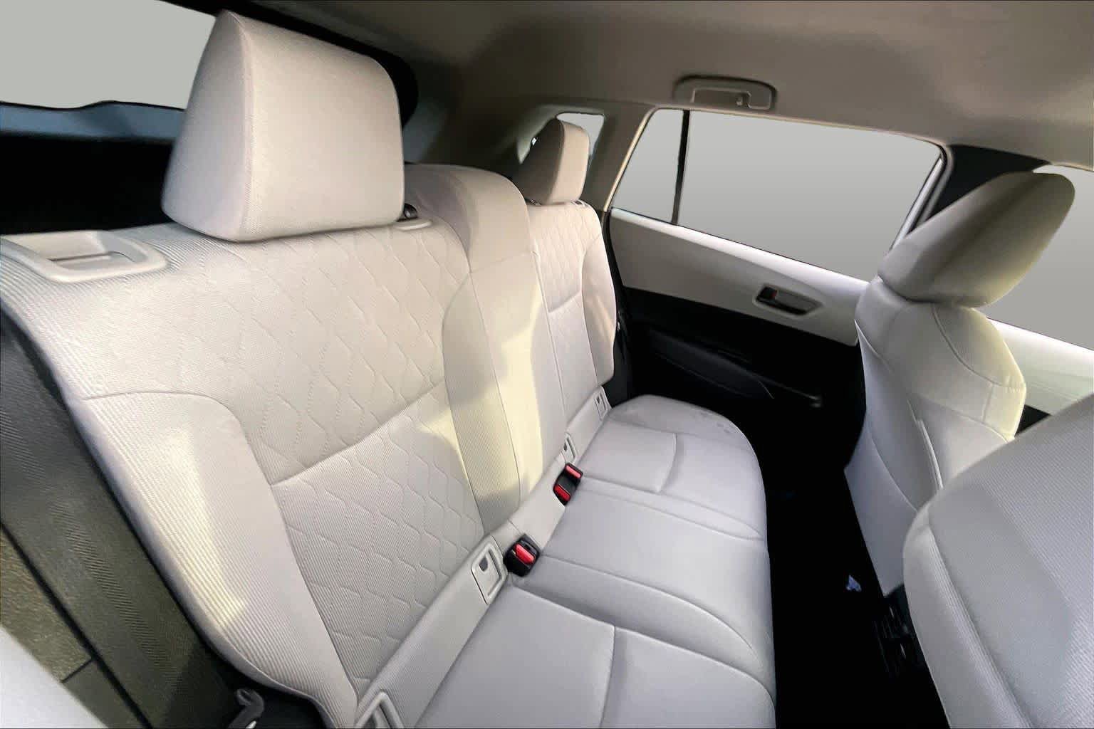 Used 2026 Toyota Corolla Cross L FWD image 19