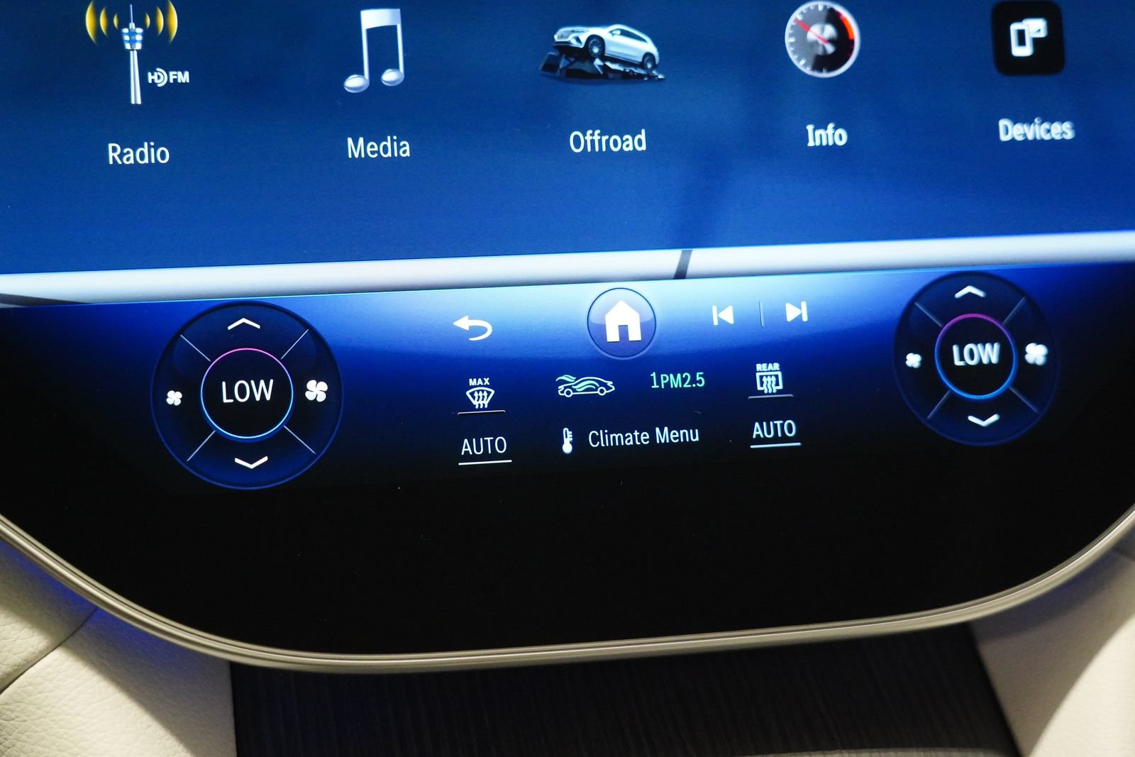 New 2027 Mercedes-Benz EQS 400 4MATIC SUV image 29