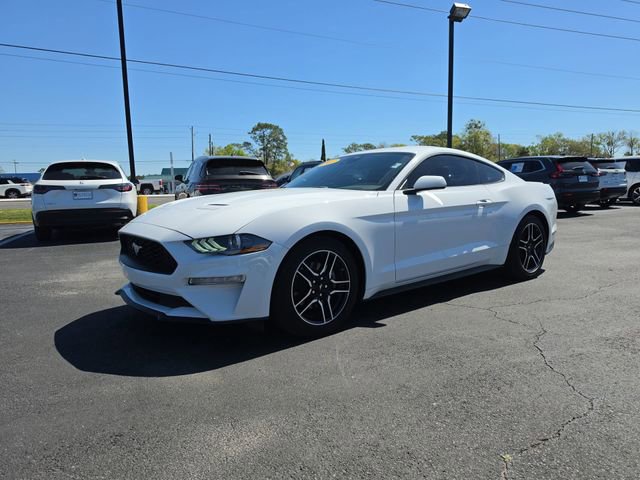 Used 2022 Ford Mustang Premium image 2