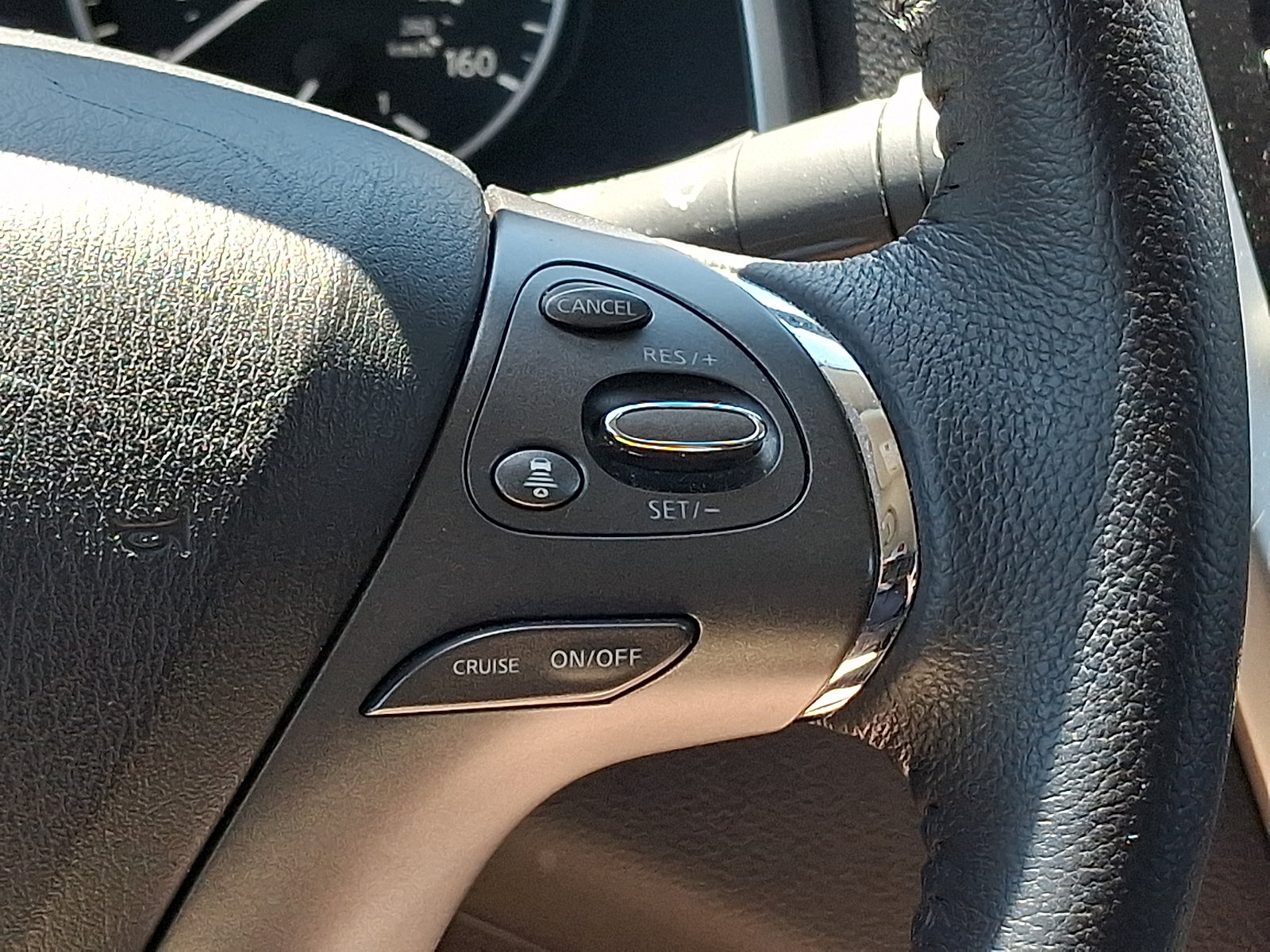 Certified 2024 Nissan Murano SV w/ SV Midnight Edition Package AWD/4WD image 20