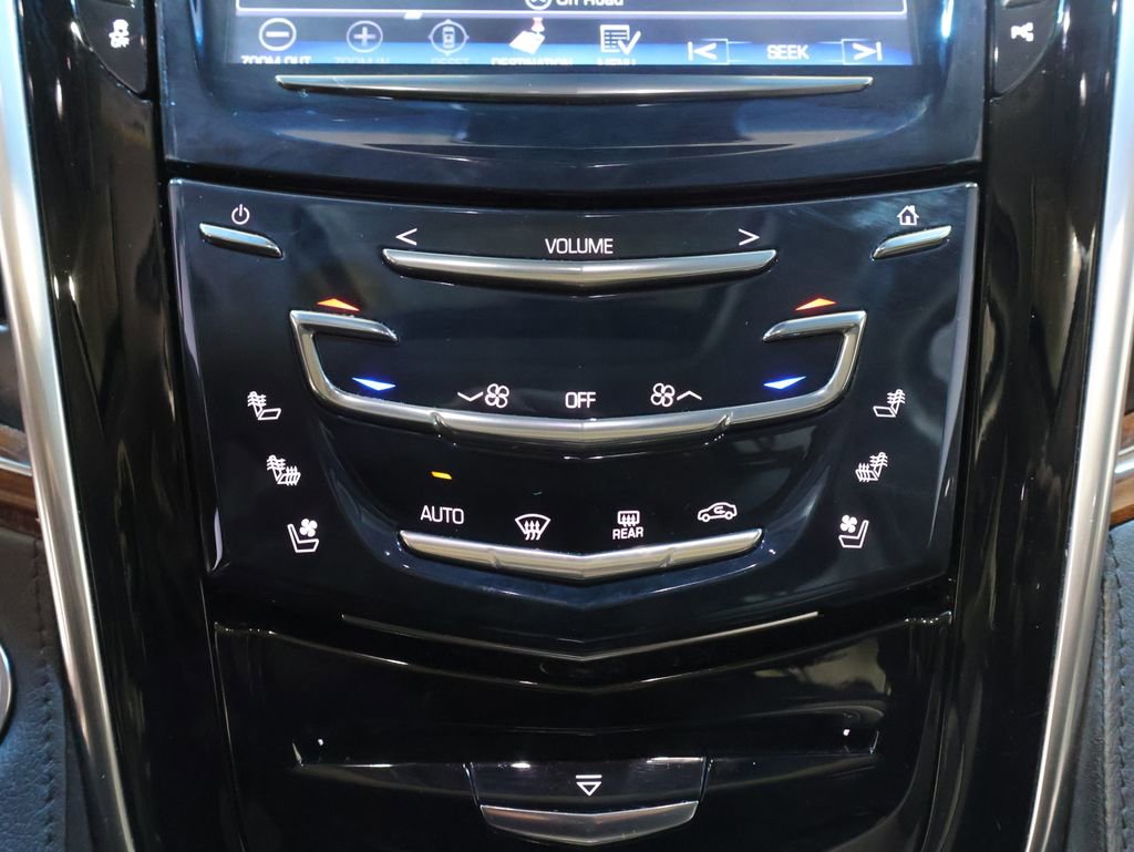 Used 2018 Cadillac Escalade ESV Premium Luxury AWD/4WD image 37