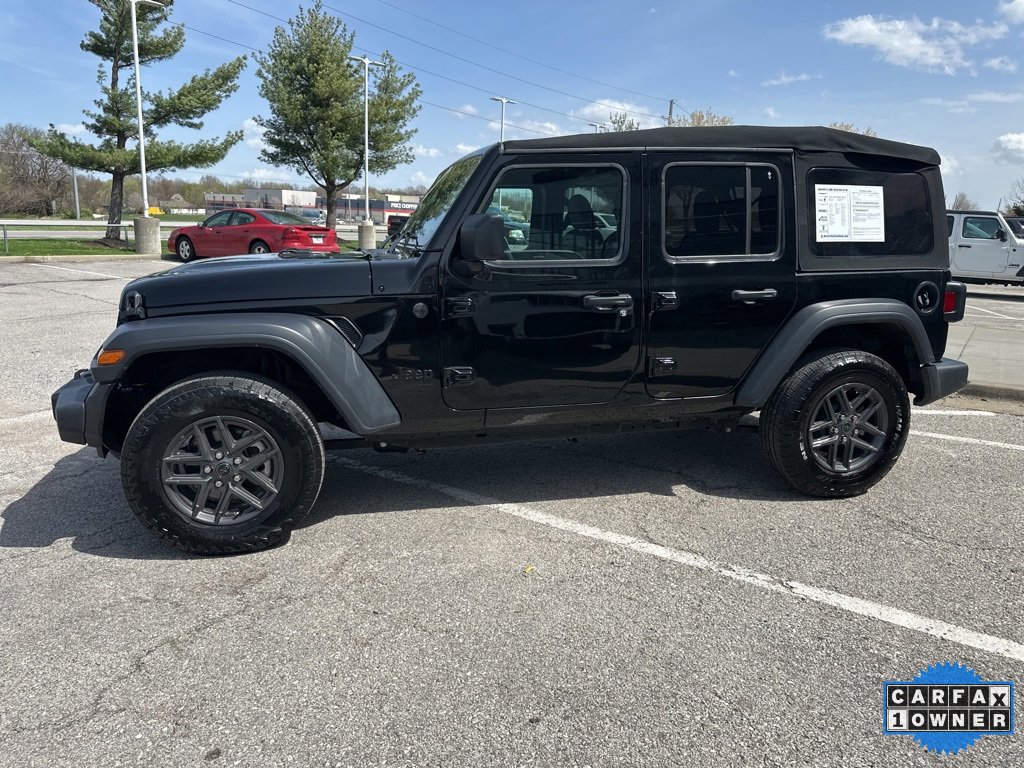 Used 2024 Jeep Wrangler Sport S image 15