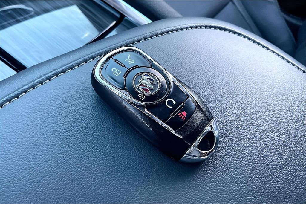 Used 2023 Buick Enclave Premium w/ Experience Buick Package FWD image 34