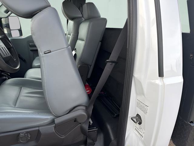 Used 2011 Ford F350 XL w/ Skid Plate Pkg image 19