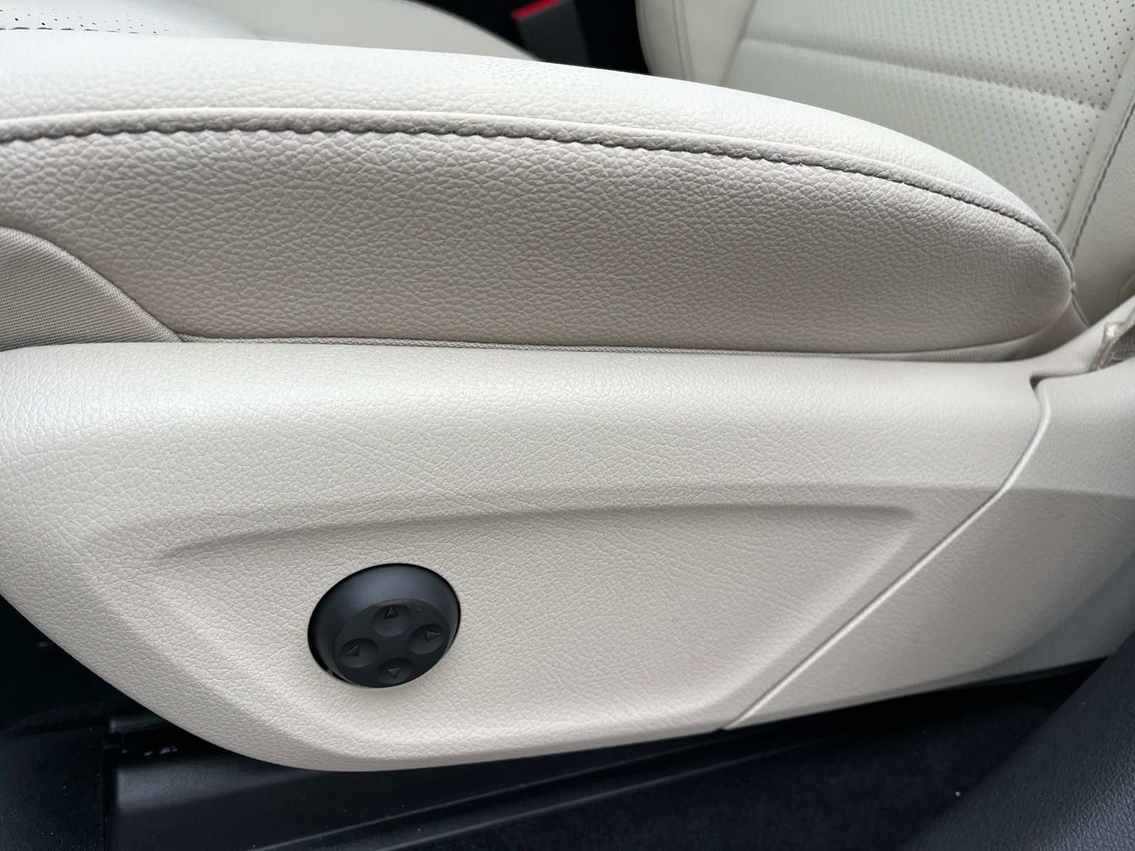 Certified 2025 Mercedes-Benz GLE 350 4MATIC image 17