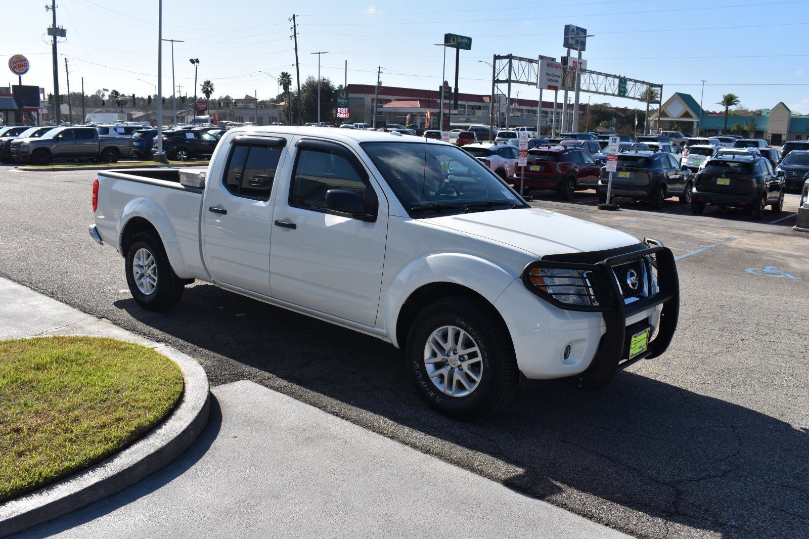 Used 2015 Nissan Frontier SV w/ SV Value Truck Package image 14
