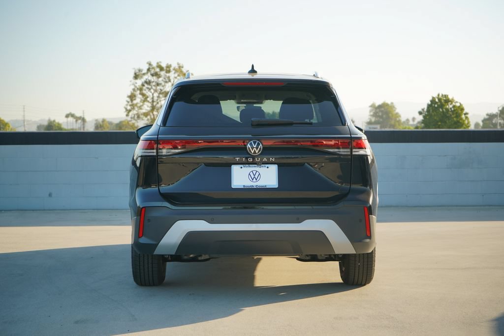New 2026 Volkswagen Tiguan S FWD image 7