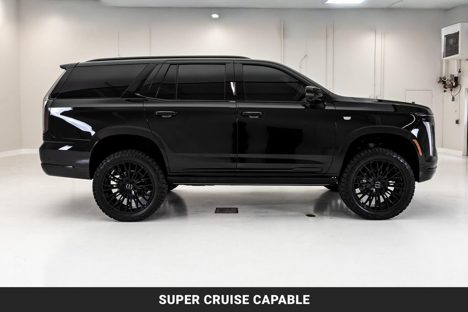 Used 2026 Cadillac Escalade Sport w/ Touring Package AWD/4WD image 10
