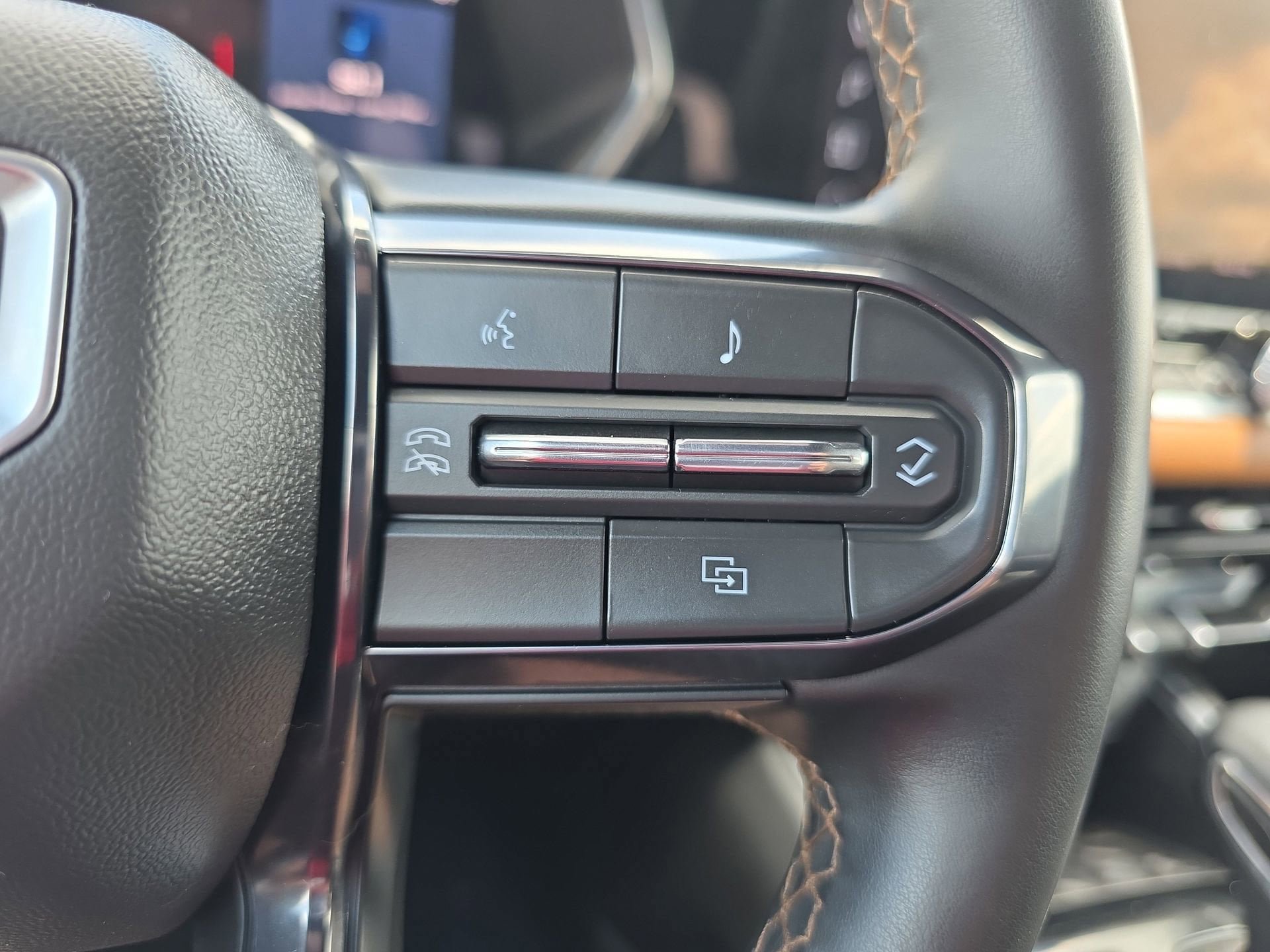 Used 2024 GMC Canyon AT4 AWD/4WD image 20
