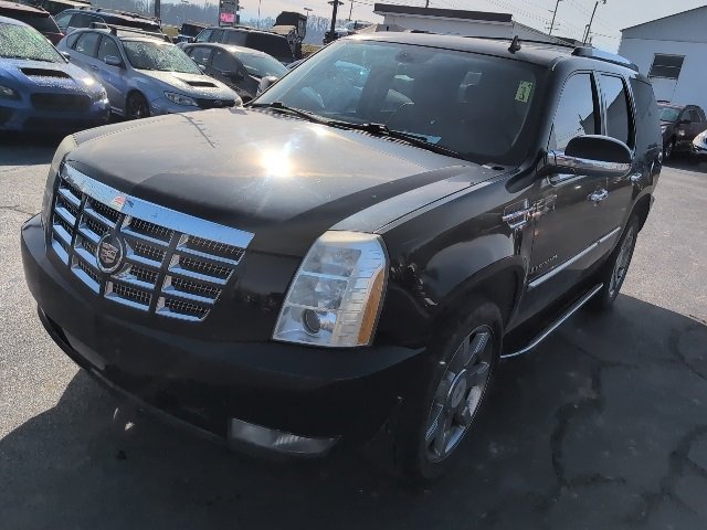 Used 2009 Cadillac Escalade AWD image 4