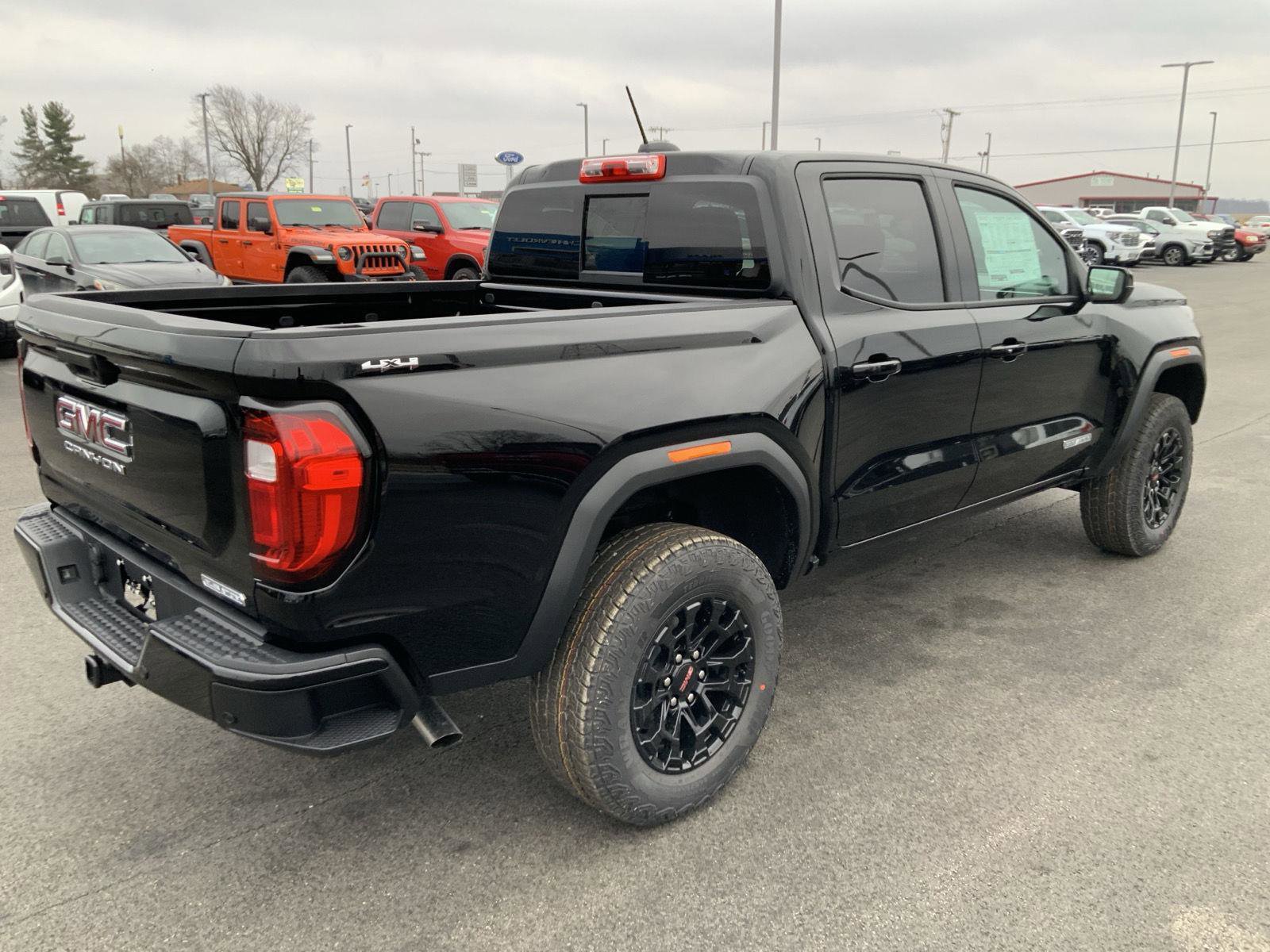 New 2026 GMC Canyon Elevation w/ Convenience Package image 16