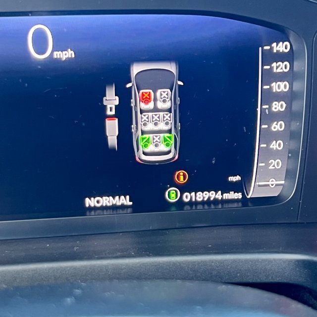 Used 2023 Honda Pilot Elite image 18