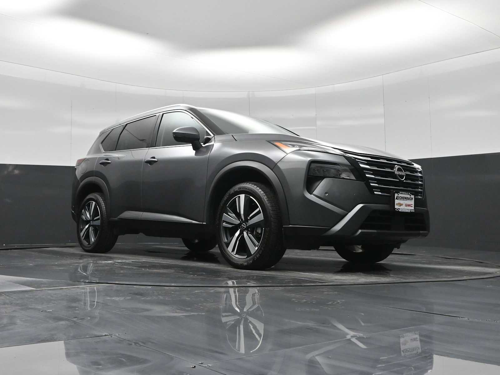 Used 2024 Nissan Rogue SL image 18