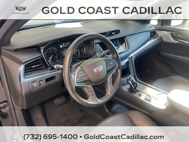 Certified 2022 Cadillac XT5 Premium Luxury w/ LPO, Floor Liner Package image 18