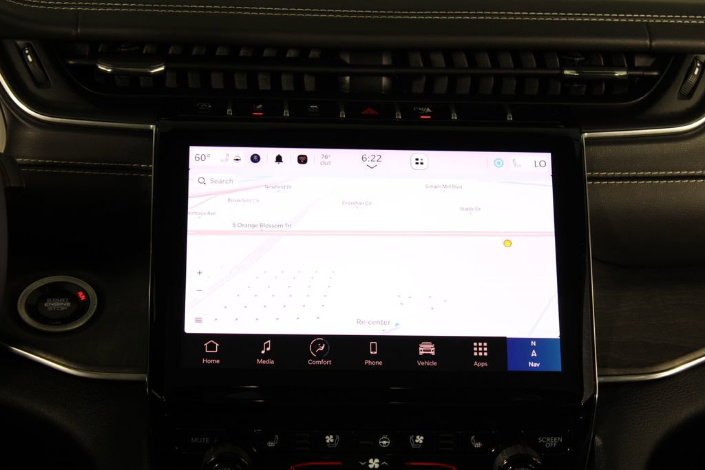 Used 2025 Jeep Grand Cherokee Overland w/ Adv Protech Group III AWD/4WD image 7