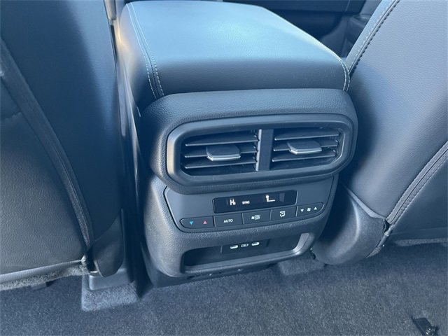 Used 2025 Honda Pilot Touring image 22