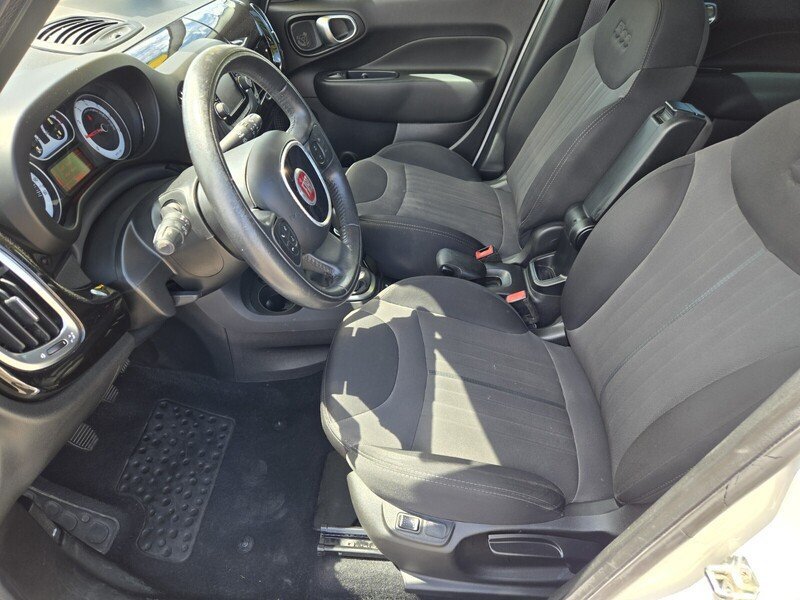 Used 2015 FIAT 500L Trekking FWD image 9