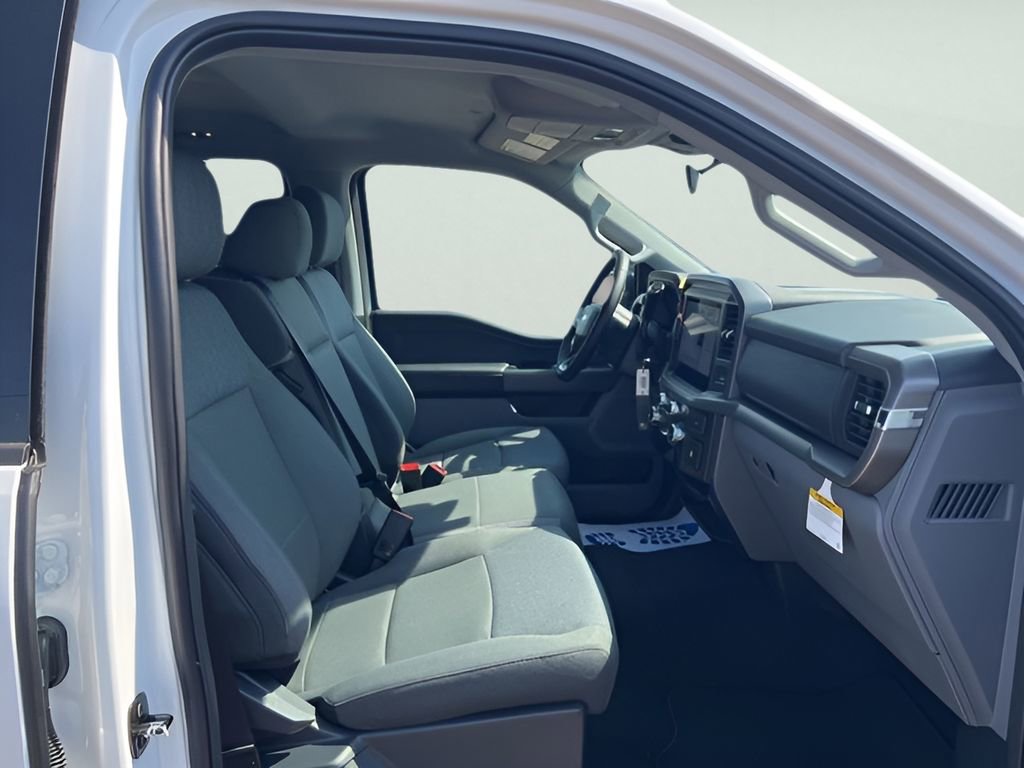 New 2025 Ford F150 XLT w/ Equipment Group 301A Standard image 11
