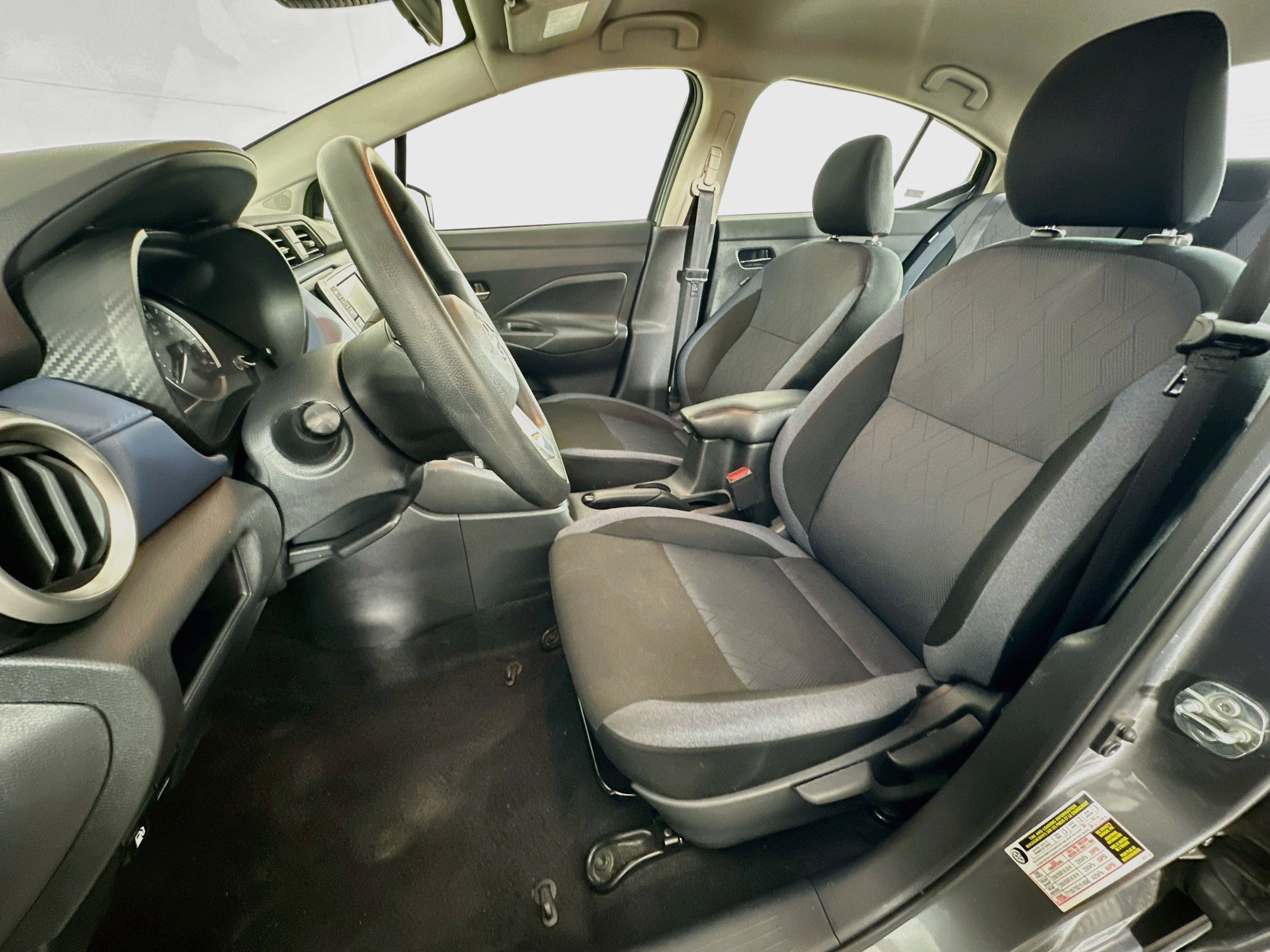 Used 2025 Nissan Versa SV FWD image 13