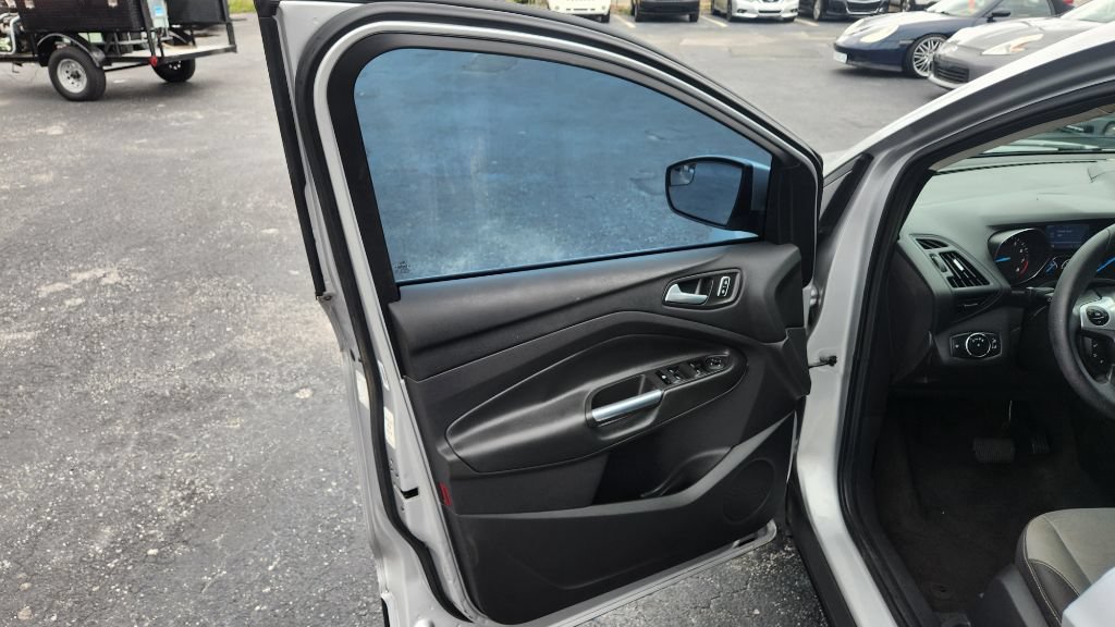 Used 2014 Ford Escape SE FWD image 10