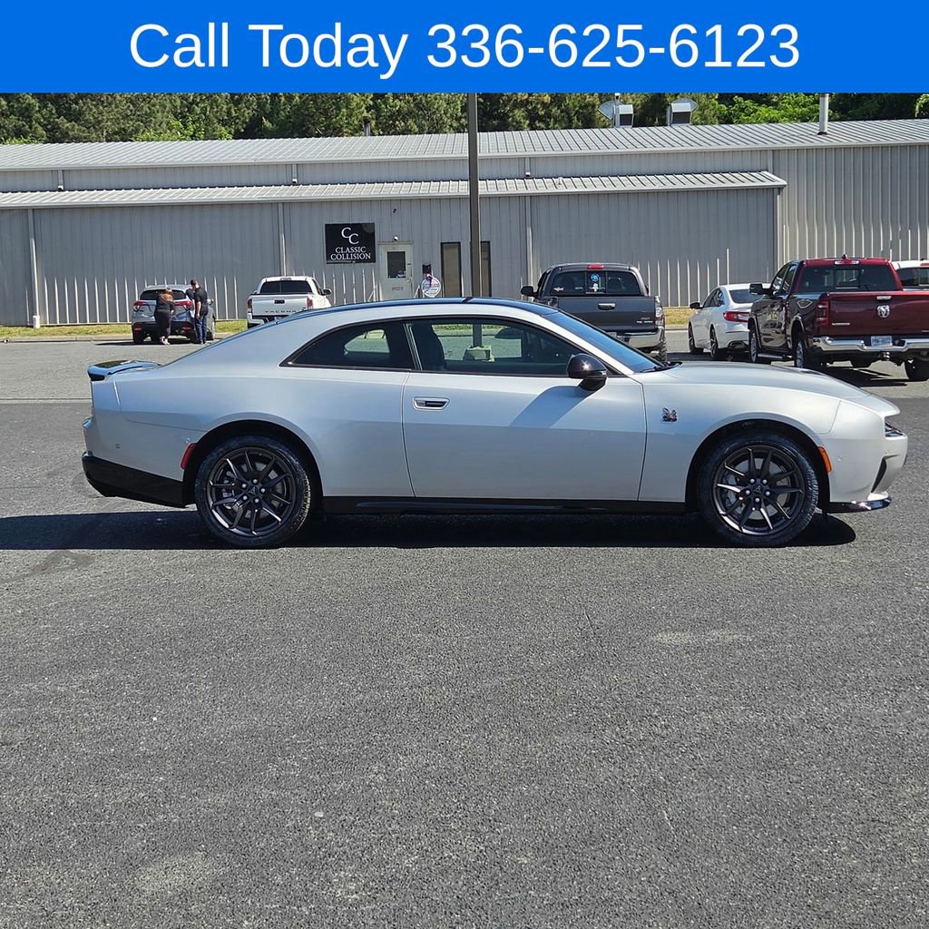 New 2026 Dodge Charger Scat Pack w/ Blacktop Package AWD/4WD image 11