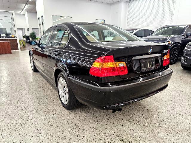 Used 2002 BMW 325i Sedan image 7
