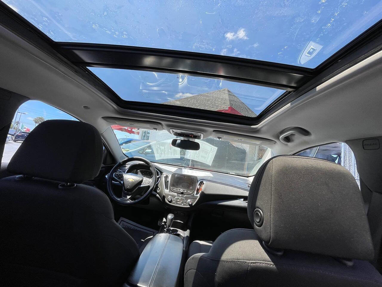 Used 2016 Chevrolet Malibu LT FWD image 15